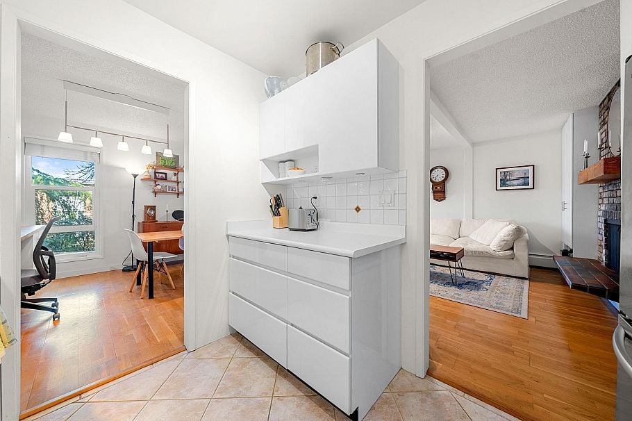 208 1266 W 13th Avenue Vancouver, BC - 11