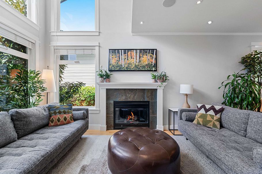 1690 Cascade Court North Vancouver, BC - 4