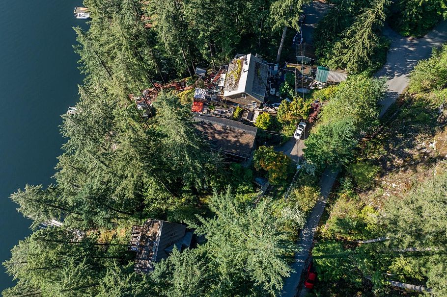 316 Sasamat Lane North Vancouver, BC - 27