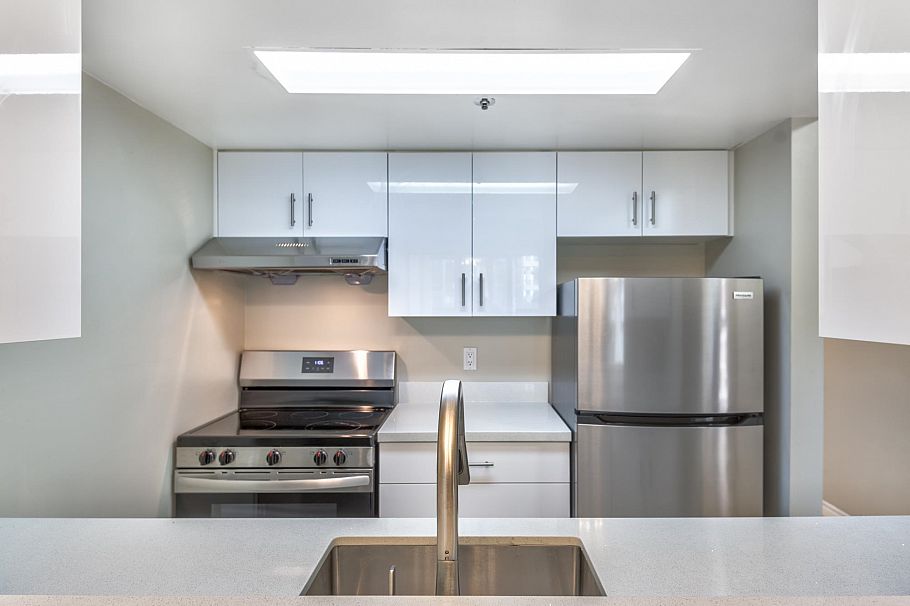 1104 789 Drake Street Vancouver, BC - 11