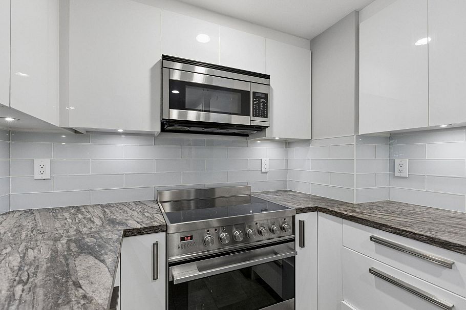 303 1702 Chesterfield Avenue North Vancouver, BC - 14