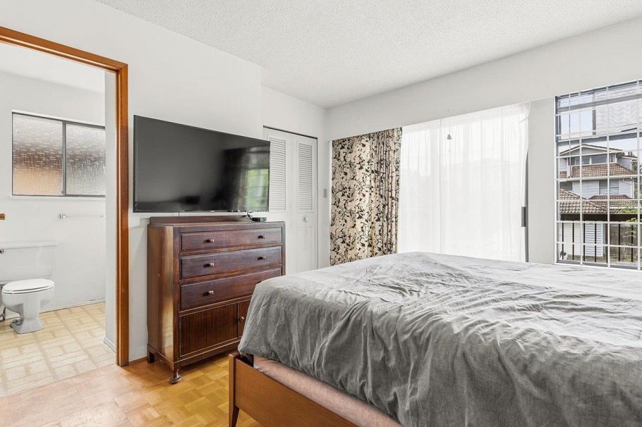 7611 Oak Street Vancouver, BC - 15