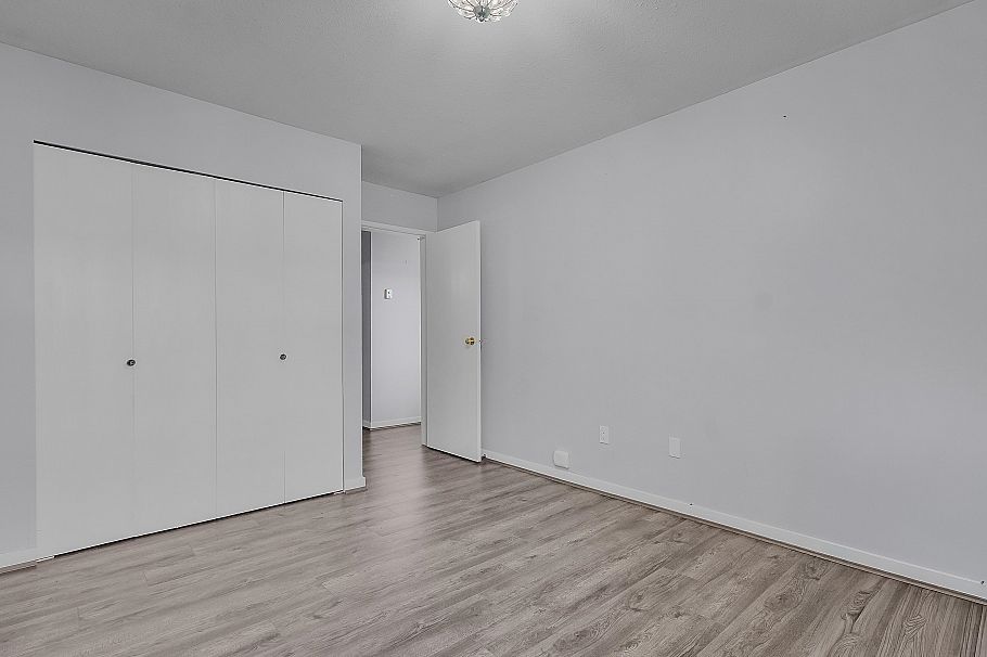 303 458 E 44th Avenue Vancouver, BC - 11