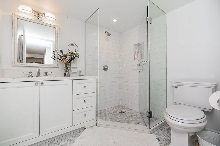 2230 Waterloo Street Vancouver, BC - 33