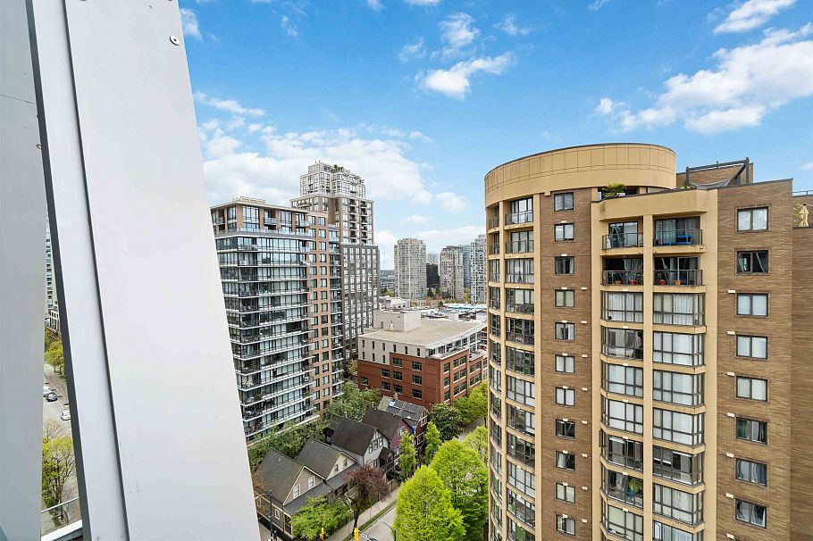1305 1111 Richards Street Vancouver, BC - 34