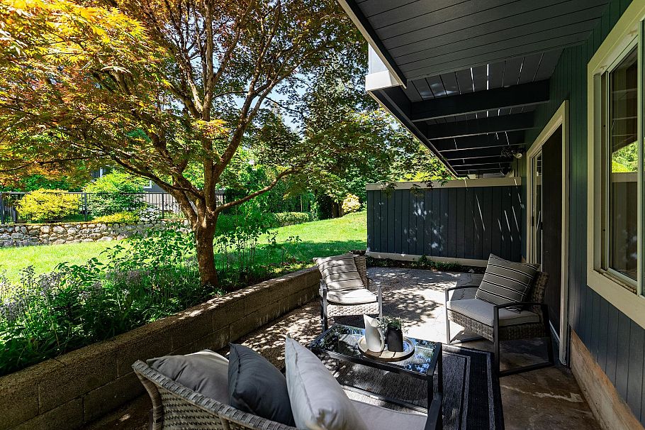 3665 Edgemont Boulevard North Vancouver, BC - 19