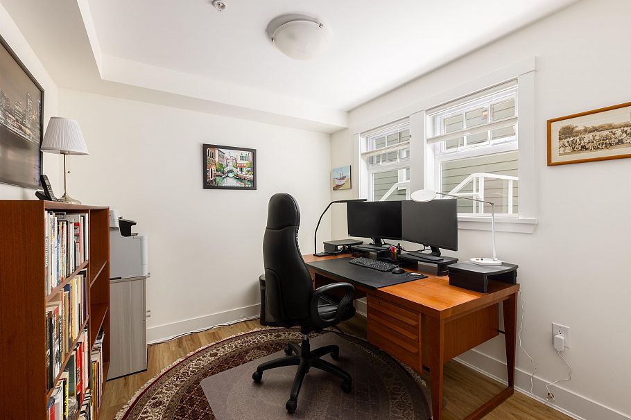 4490 W 8th Avenue Vancouver, BC - 26
