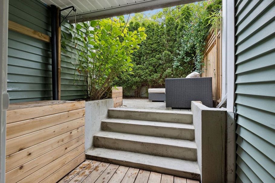2 1949 W 8th Avenue Vancouver, BC - 24