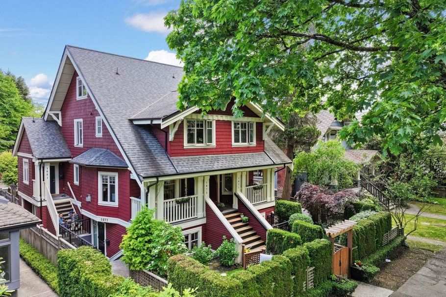 1875 W 13 Avenue Vancouver, BC - 1