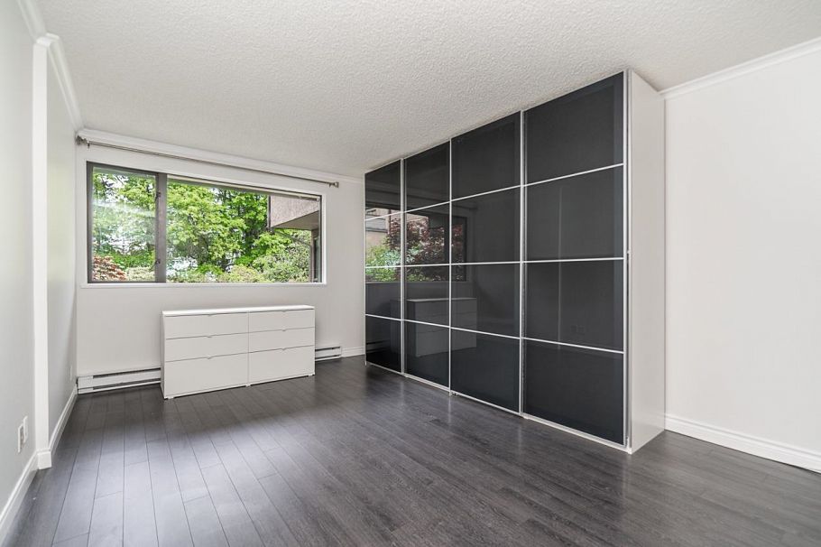 697 Moberly Road Vancouver, BC - 18