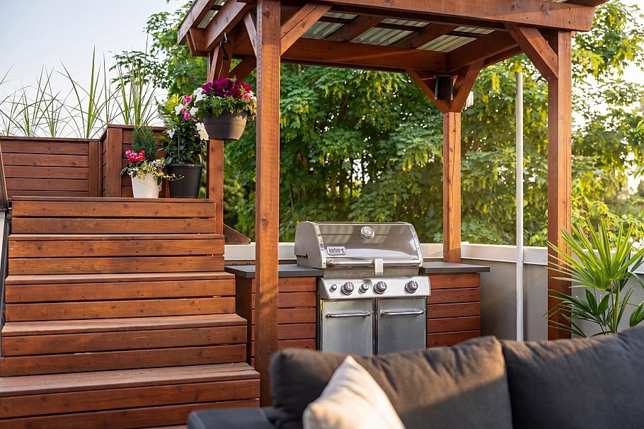 2558 W 4th Avenue Vancouver, BC - 24