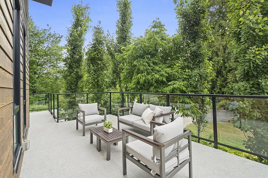 7 856 Orwell Street North Vancouver, BC - 5