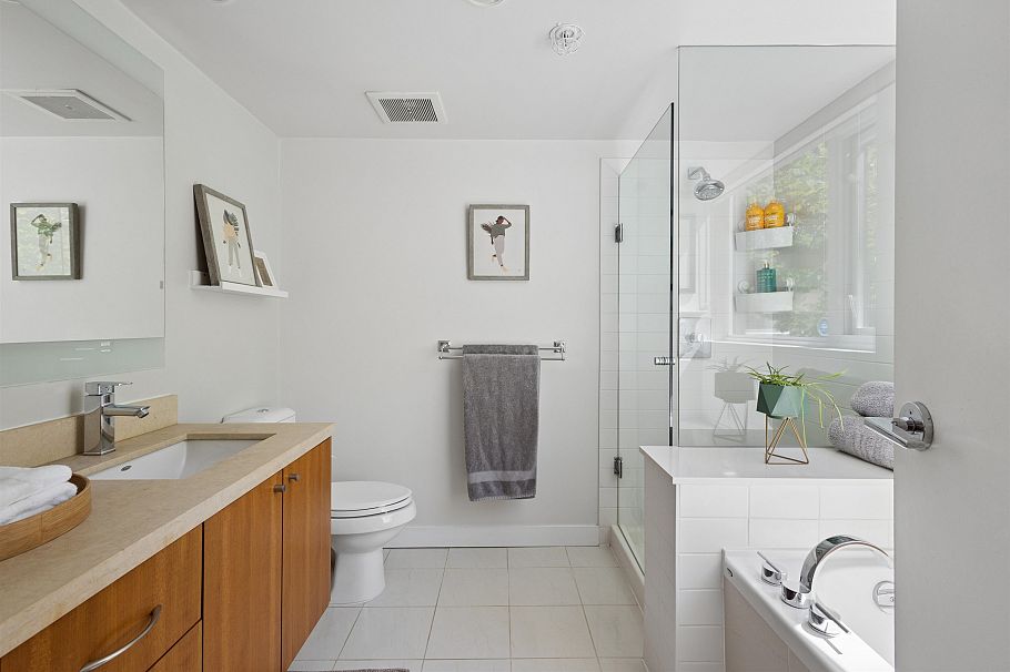 428 Helmcken Street Vancouver, BC - 19