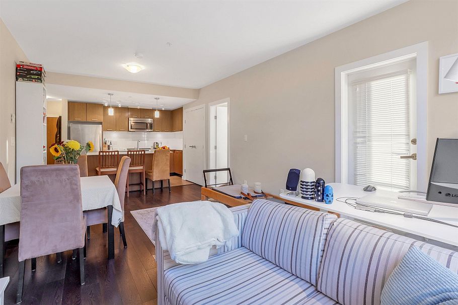 204 1177 Marine Drive North Vancouver, BC - 8