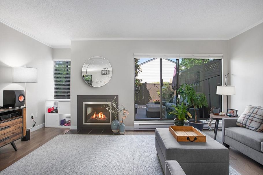 21 230 W 14th Street North Vancouver, BC - 11