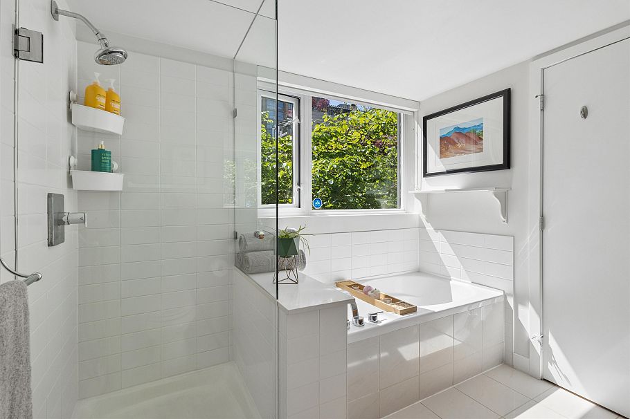 428 Helmcken Street Vancouver, BC - 20