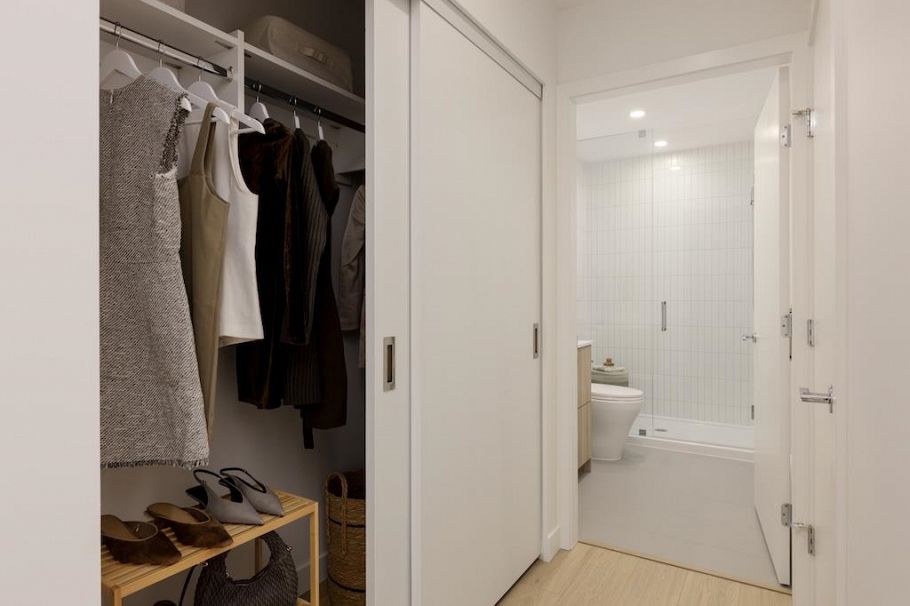 413 2450 Garden Drive Vancouver, BC - 18