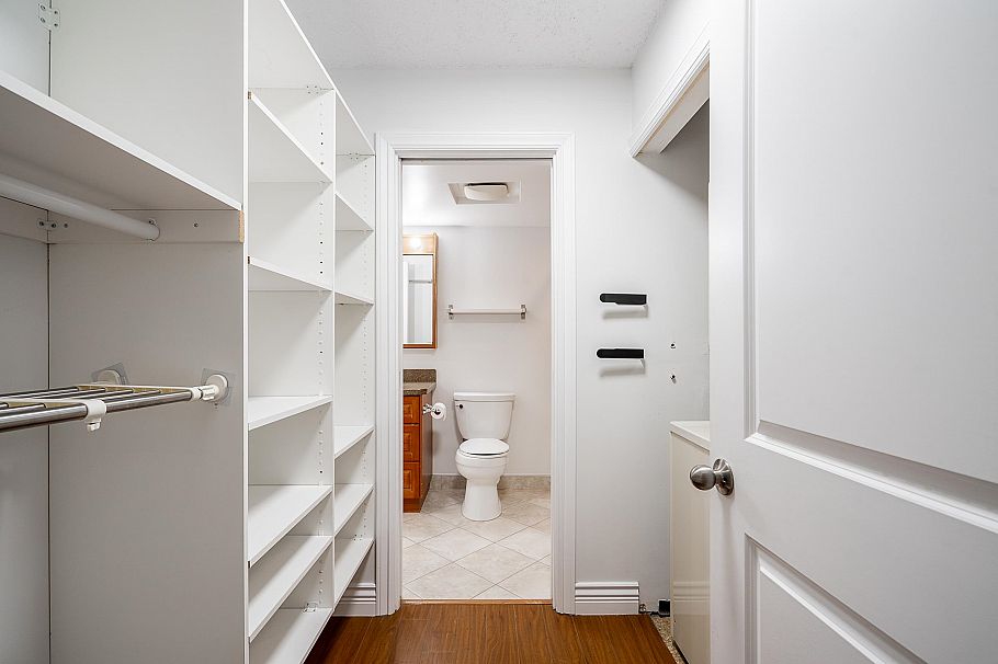 301 2320 W 40th Avenue Vancouver, BC - 18