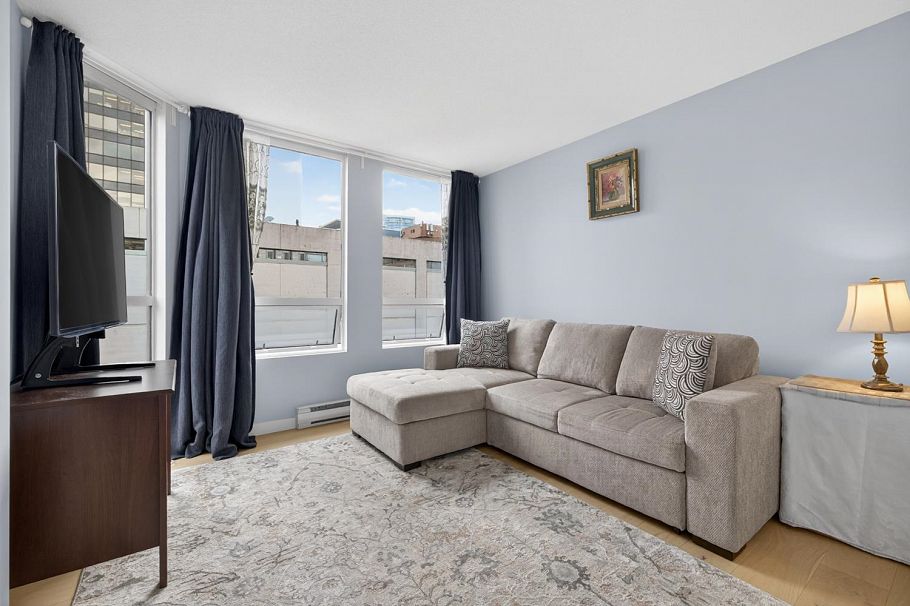 1005 811 Helmcken Street Vancouver, BC - 17