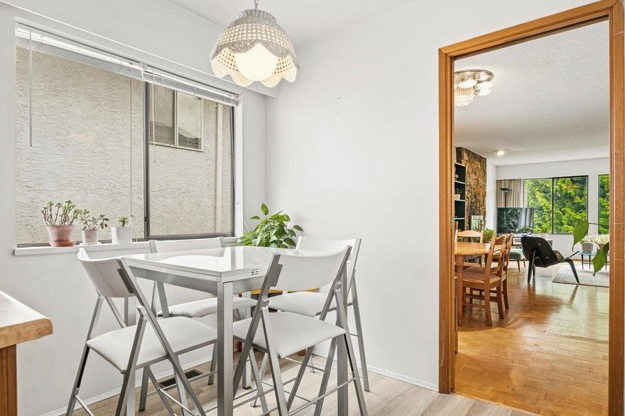 7611 Oak Street Vancouver, BC - 9