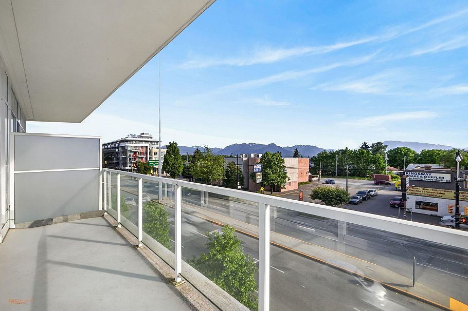 312 2220 Kingsway Vancouver, BC - 18