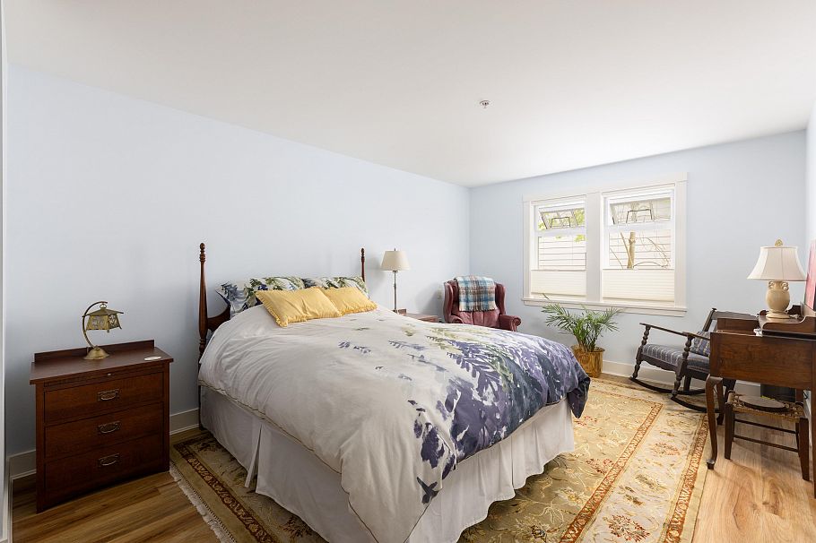 4490 W 8th Avenue Vancouver, BC - 19