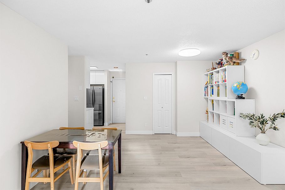 206 3668 Rae Avenue Vancouver, BC - 15