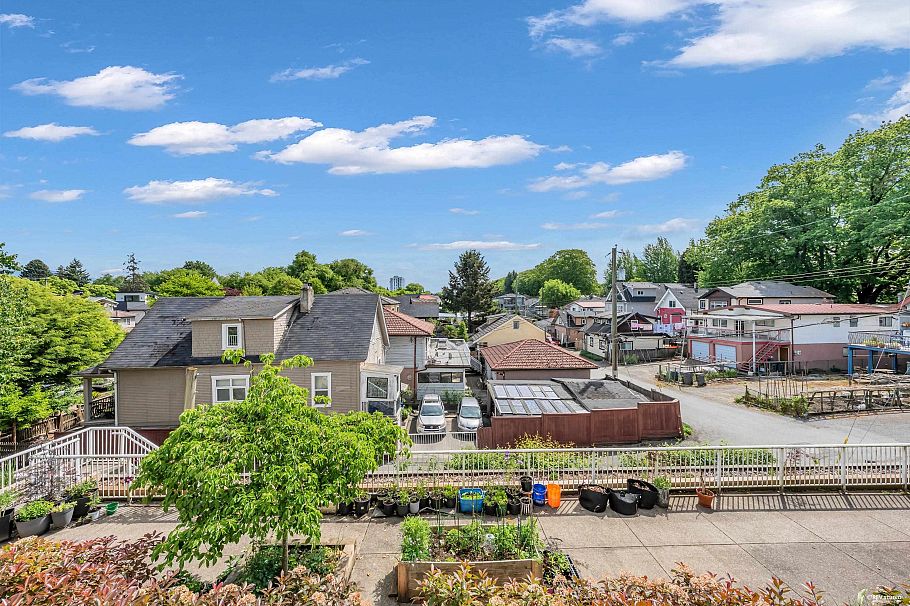 202 3624 Fraser Street Vancouver, BC - 19