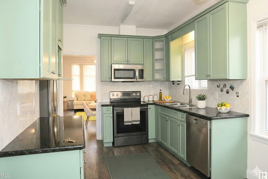 4778 Killarney Street Vancouver, BC - 7
