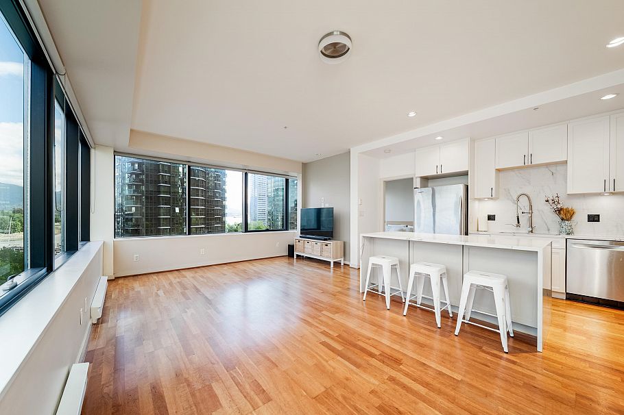 502 1333 W Georgia Street Vancouver, BC - 5