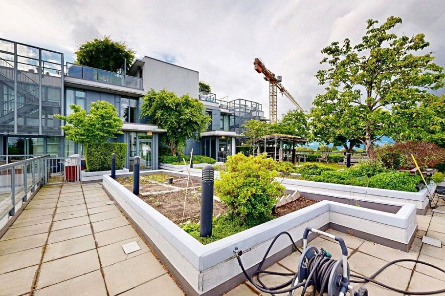 865 2080 W Broadway Vancouver, BC - 10