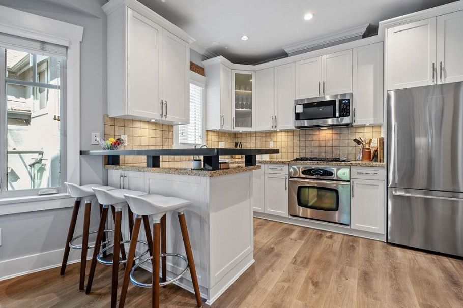 1875 W 13 Avenue Vancouver, BC - 5
