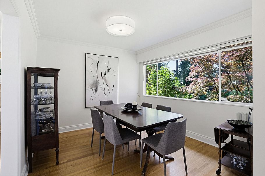 3665 Edgemont Boulevard North Vancouver, BC - 6