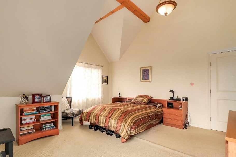 4072 Skyline Drive North Vancouver, BC - 24
