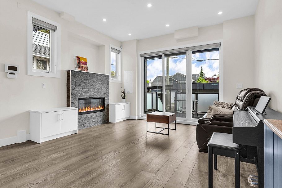 409 W Keith Road North Vancouver, BC - 3
