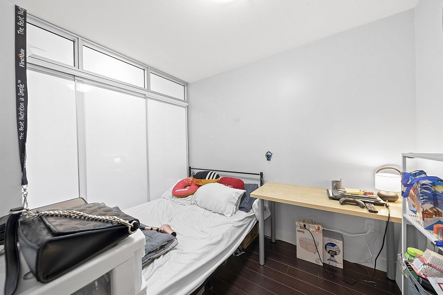 303 2745 E Hastings Street Vancouver, BC - 24