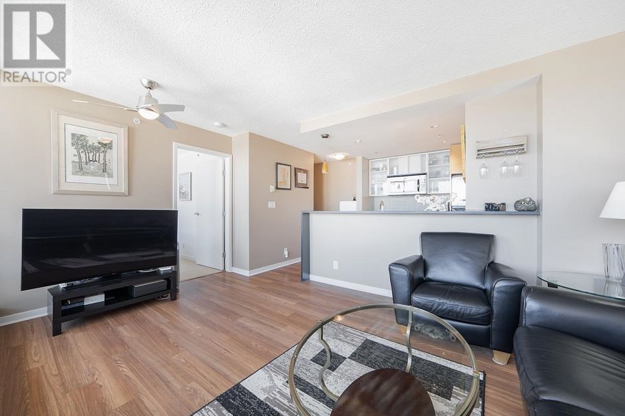 33 SMITHE STREET, Vancouver BC V6B 0B5 Vancouver, BC - 9