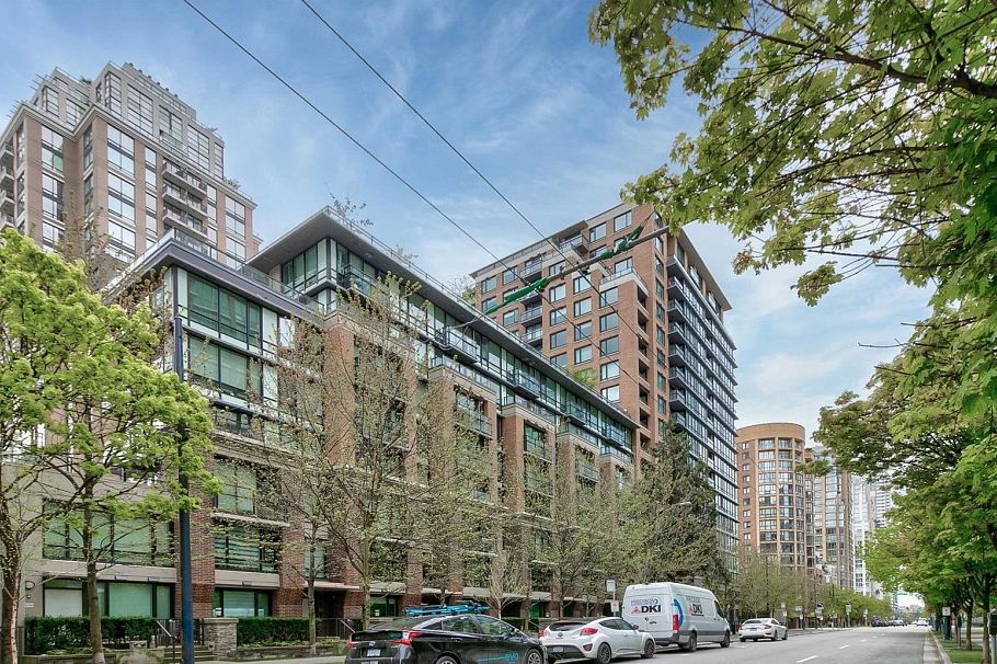 407 1088 Richards Street Vancouver, BC - 16