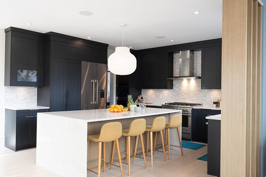 900 Hendry Avenue North Vancouver, BC - 8