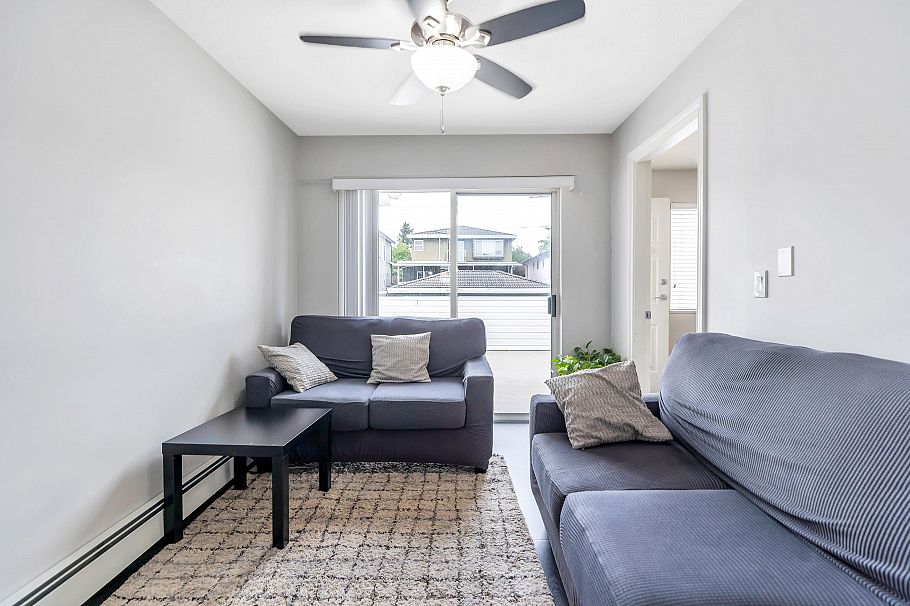 7162 Gladstone Street Vancouver, BC - 29