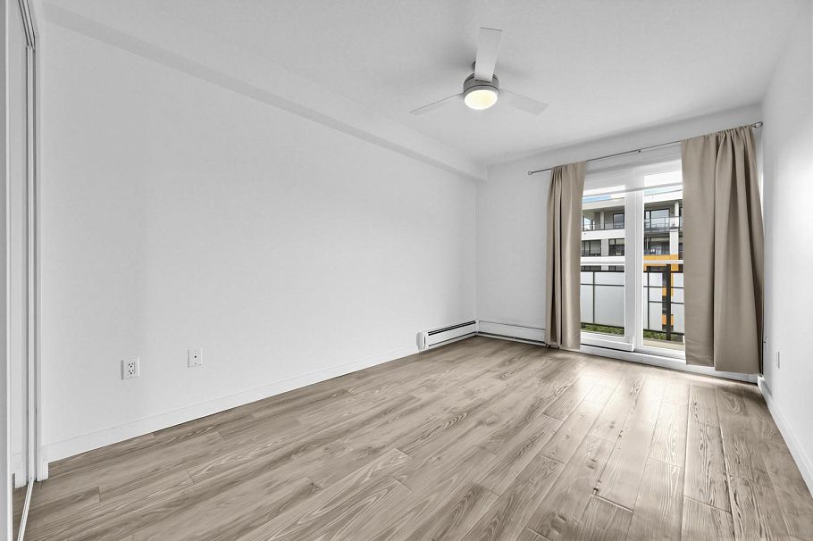 310 360 E 2nd Street North Vancouver, BC - 15