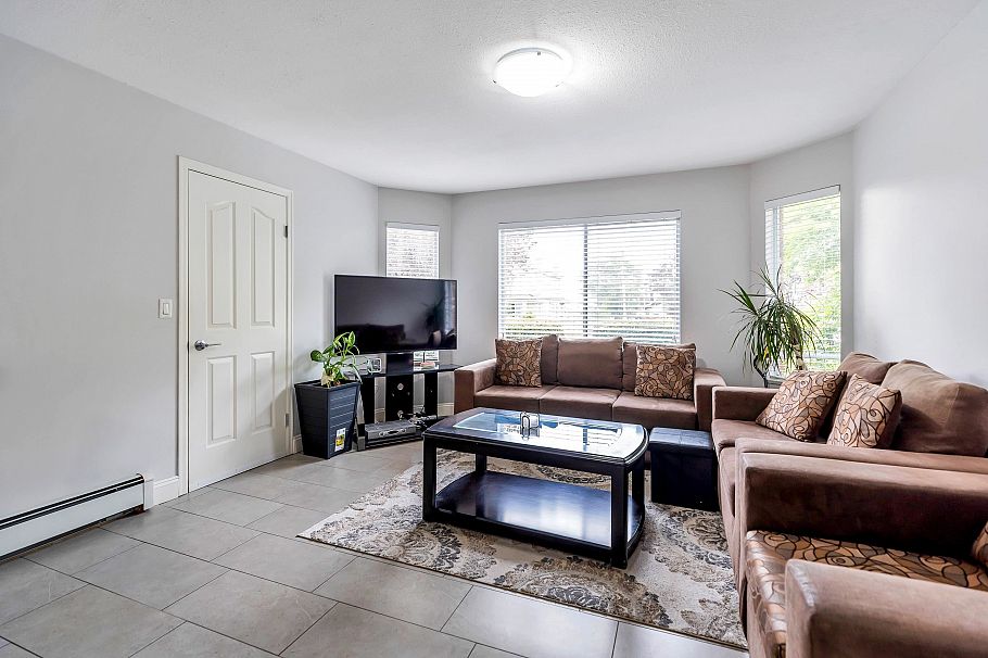 7162 Gladstone Street Vancouver, BC - 34