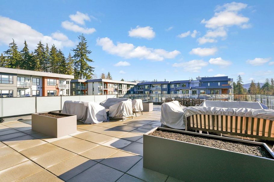 211 3596 Malsum Drive North Vancouver, BC - 38