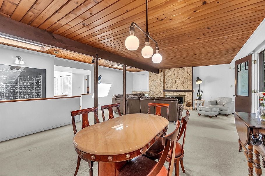 977 Belvedere Drive North Vancouver, BC - 18