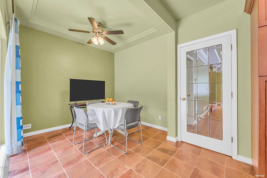 4317 Cliffmont Road North Vancouver, BC - 13