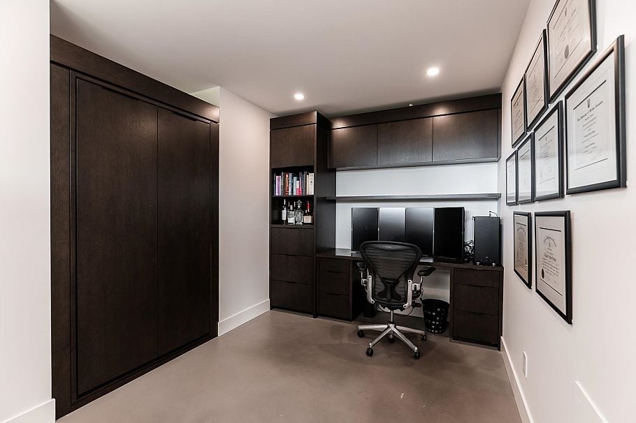 407 Brand Street North Vancouver, BC - 35