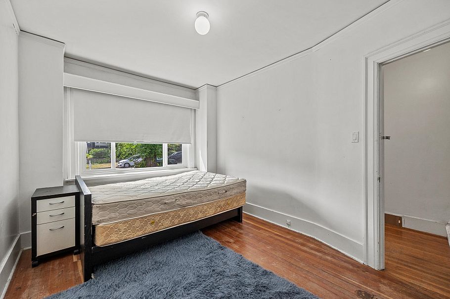 3579 W 18th Avenue Vancouver, BC - 17