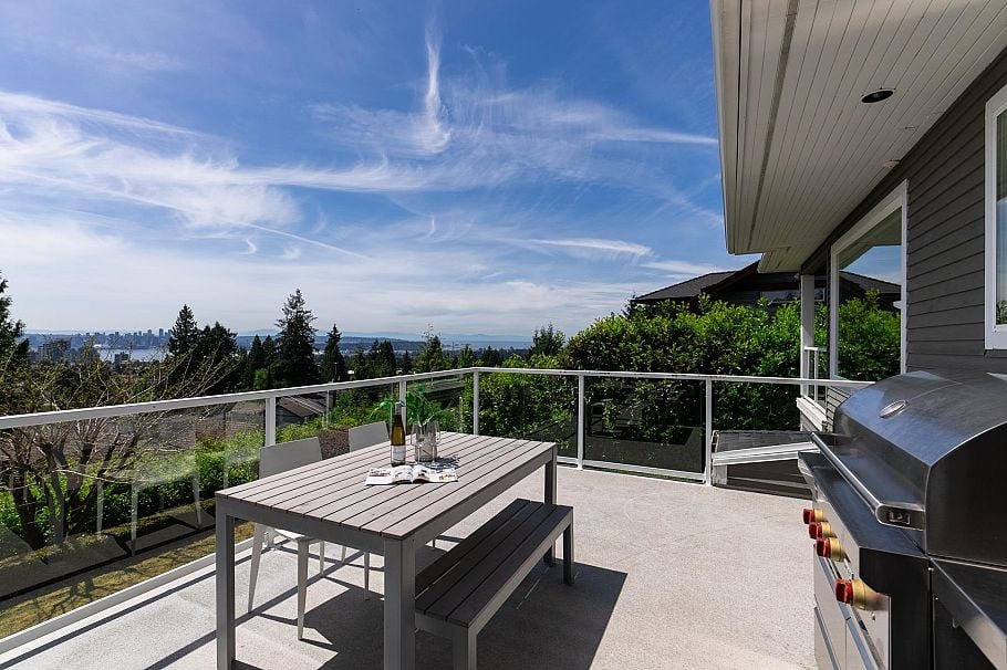 407 Brand Street North Vancouver, BC - 14