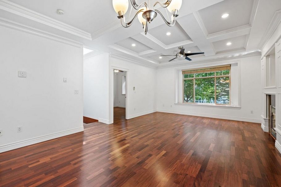 5388 Sherbrooke Street Vancouver, BC - 6
