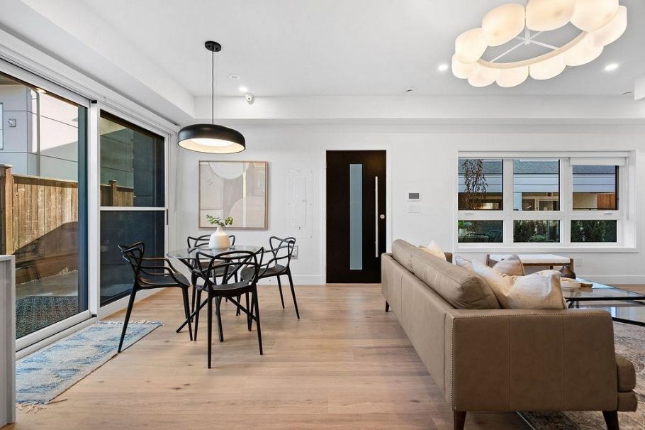 1135 W 33rd Avenue Vancouver, BC - 9